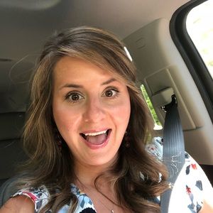 Meet your Posher, Catherine